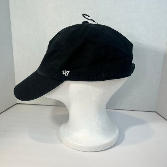 Chicago Blackhawks black hat one size fits most NWT - Picture 6 of 8